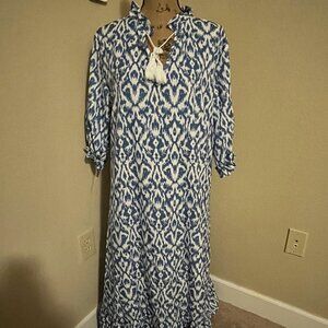 Beautiful Long Blue/White Dress Size XXL